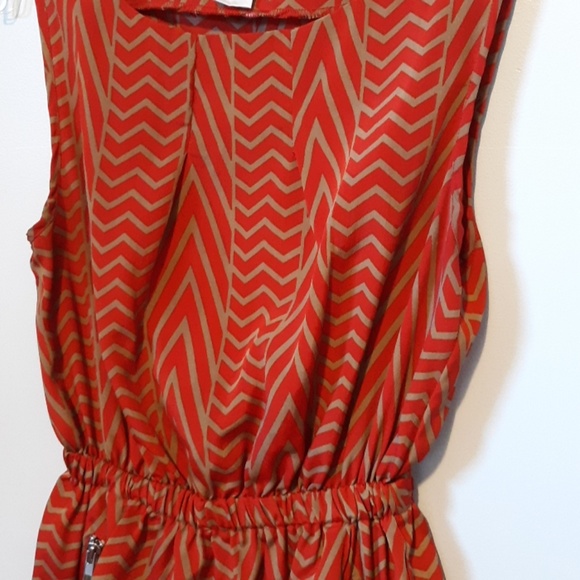 Pinky Red and Brown Chevrons Dress, size M - Picture 4 of 5